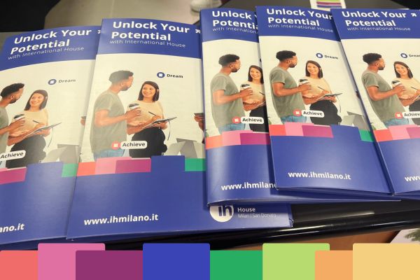 Brochure corsi inglese International House Milano conferenza formazione docenti 2025