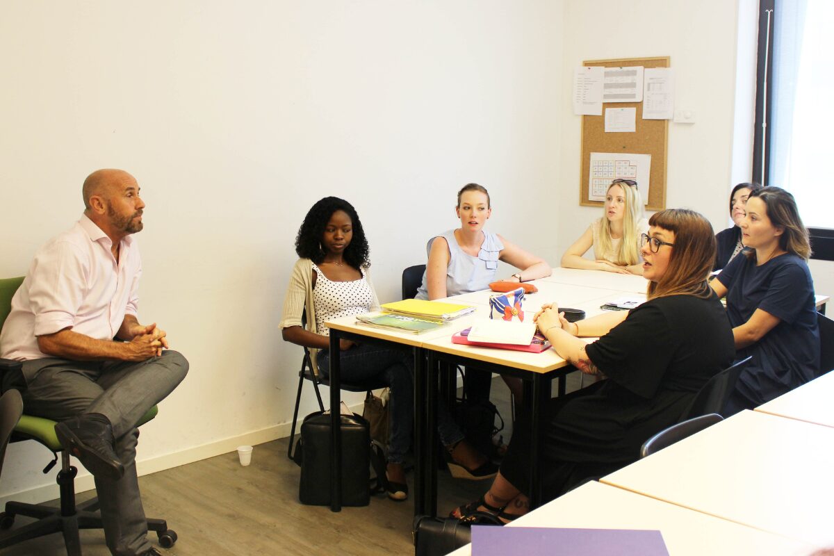 CELTA course in Italy at International House Milan – classroom session with teacher trainees